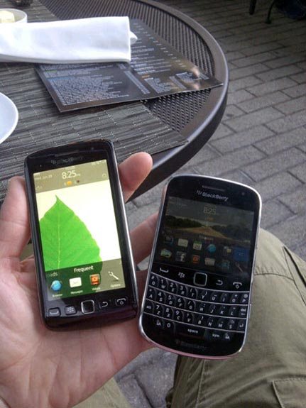 BlackBerry Torch 9860 i Bold 9900