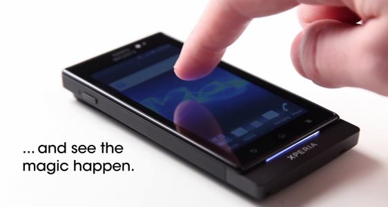 Sony Xperia Sola - floating touch