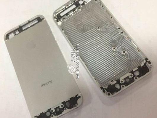 Apple iPhone 5S - tył