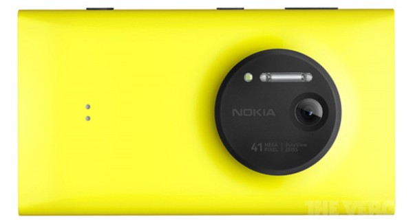 Nokia Lumia 1020 - tył