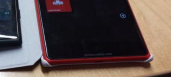 Nokia Lumia 1520 i Lumia 1020 - powiekszenie