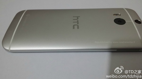 The All New HTC One - tył