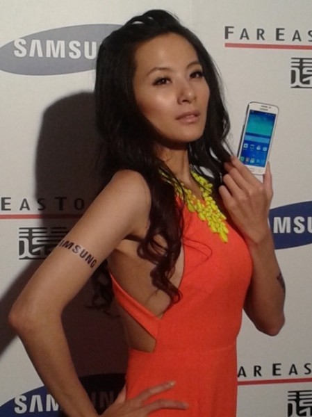 Samsung Galaxy Core Lite - laska