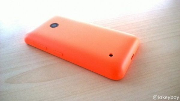 Nokia Lumia 530 - tył