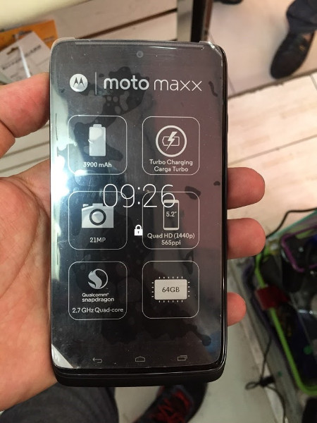 Motorola Moto Maxx - front